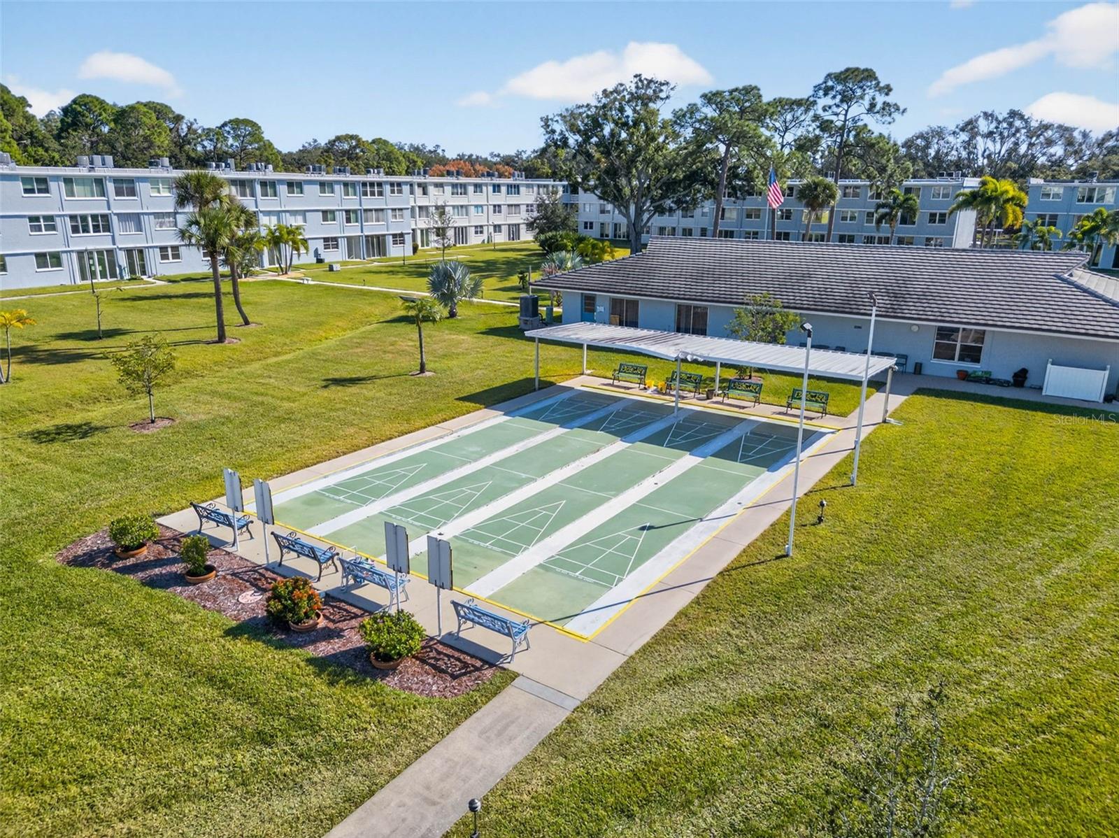 Image 32 of 34 For 4880 Locust Street Ne 330