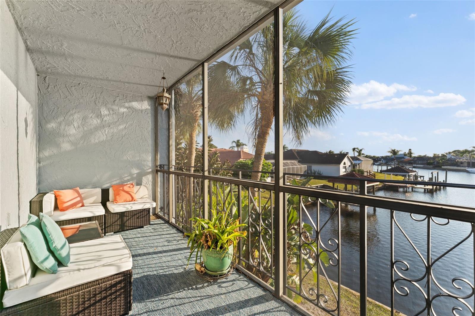 Image 2 of 11 For 6320 Grand Bahama Circle