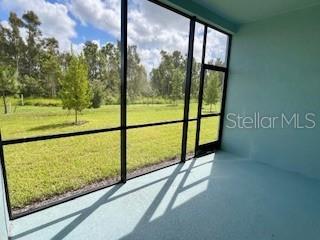 Image 14 of 68 For 17390 Moonflower Drive 101