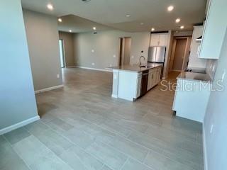 Image 4 of 68 For 17390 Moonflower Drive 101