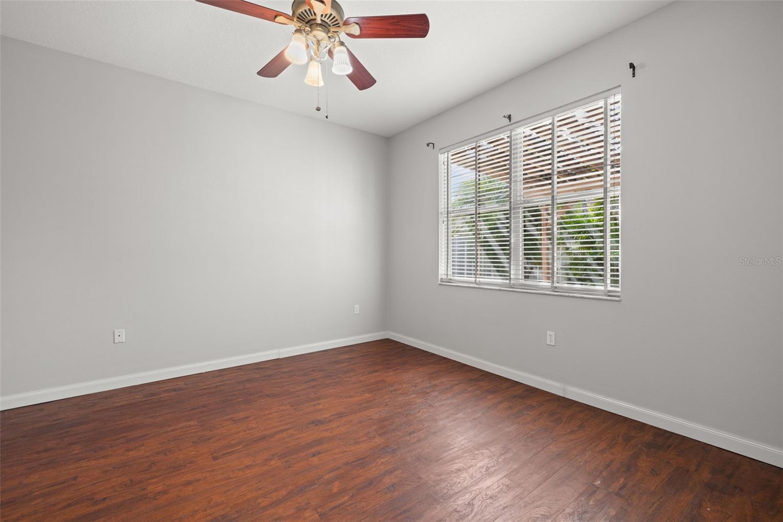 Image 16 of 37 For 1261 Millbrook Circle