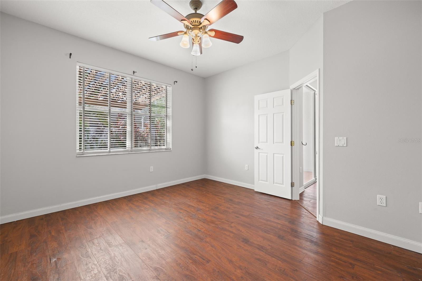 Image 18 of 37 For 1261 Millbrook Circle