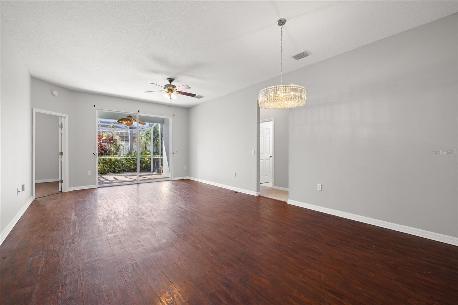 Image 3 of 37 For 1261 Millbrook Circle