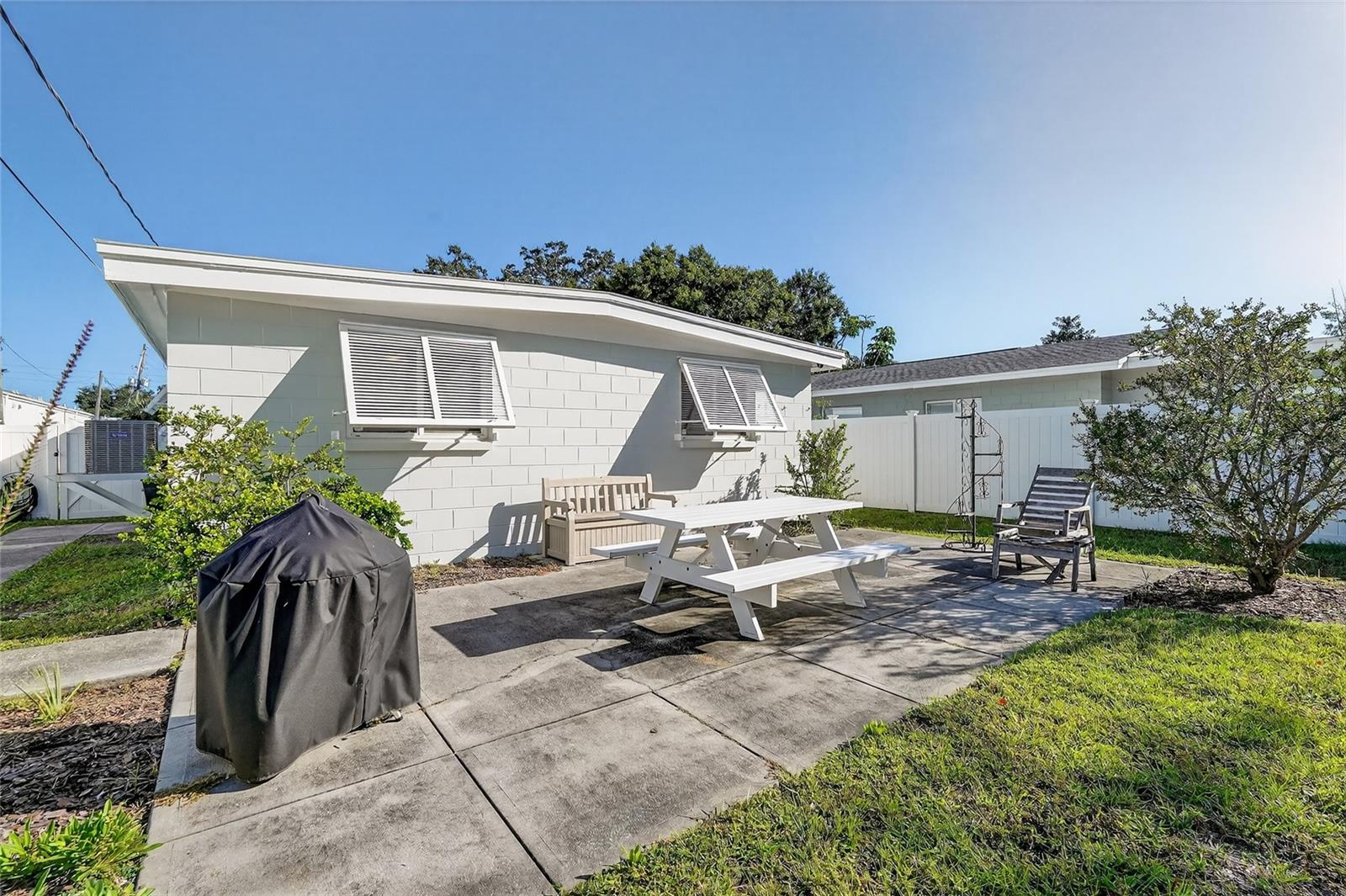 Image 13 of 21 For 320 93rd Avenue N