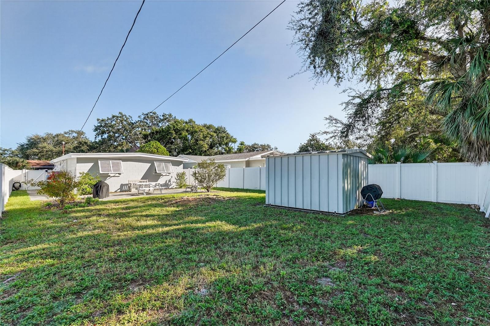 Image 14 of 21 For 320 93rd Avenue N