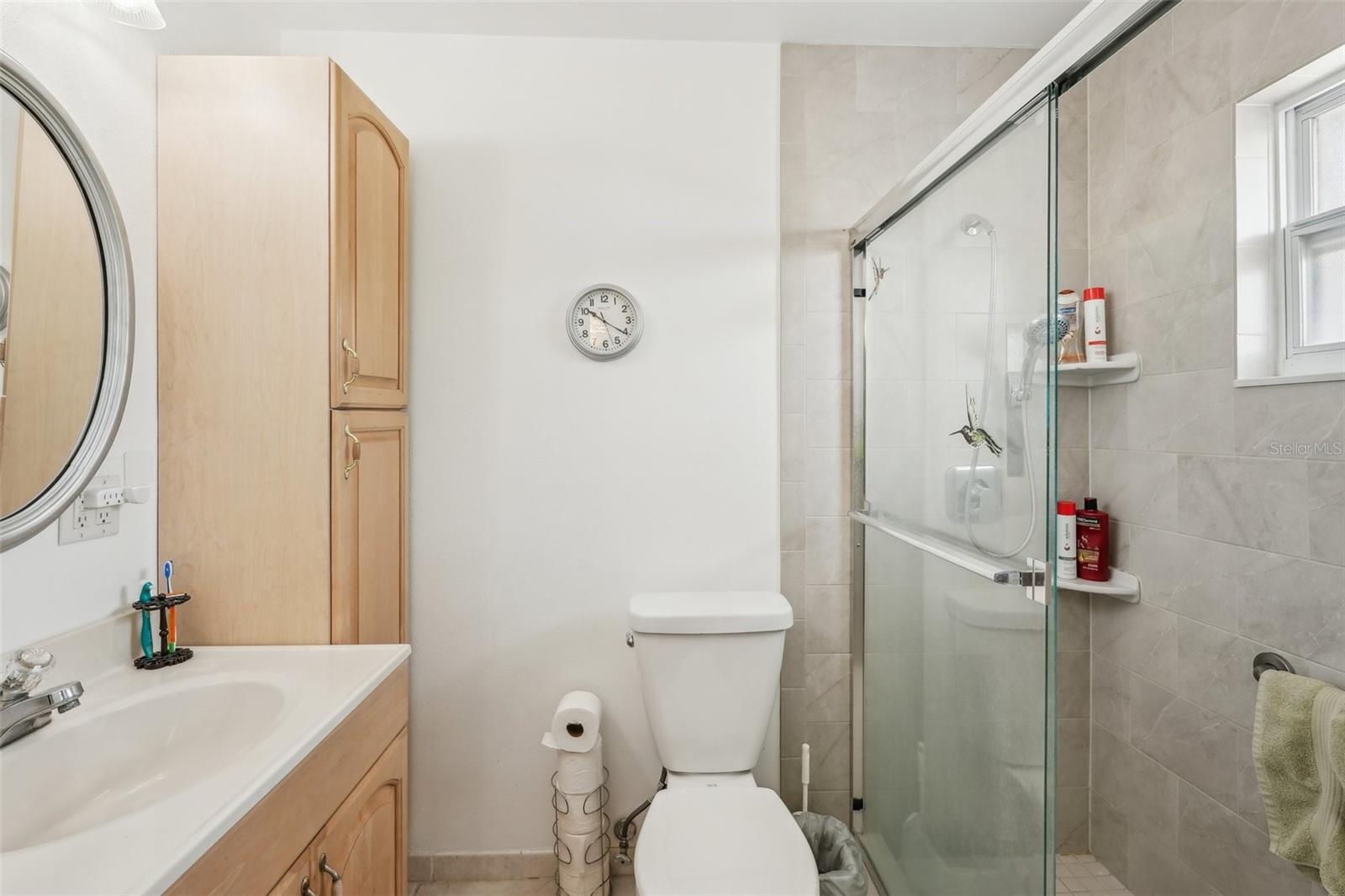 Image 16 of 27 For 708 Rutgers Place