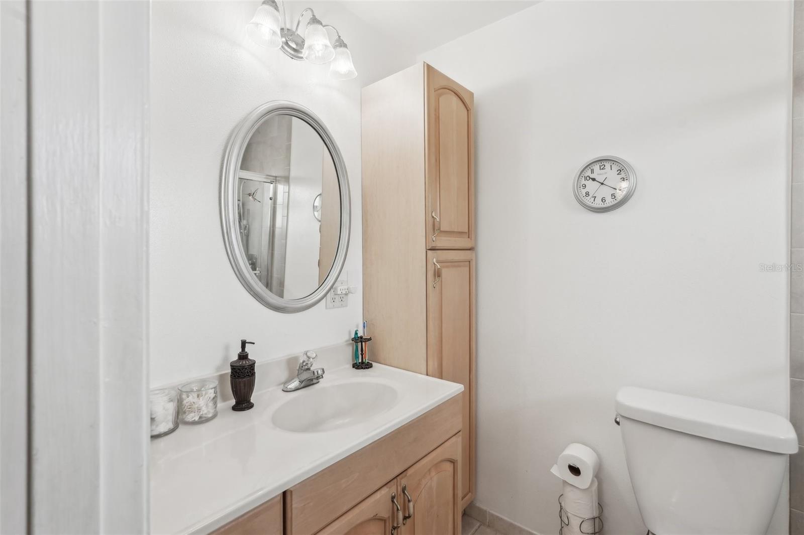 Image 17 of 27 For 708 Rutgers Place