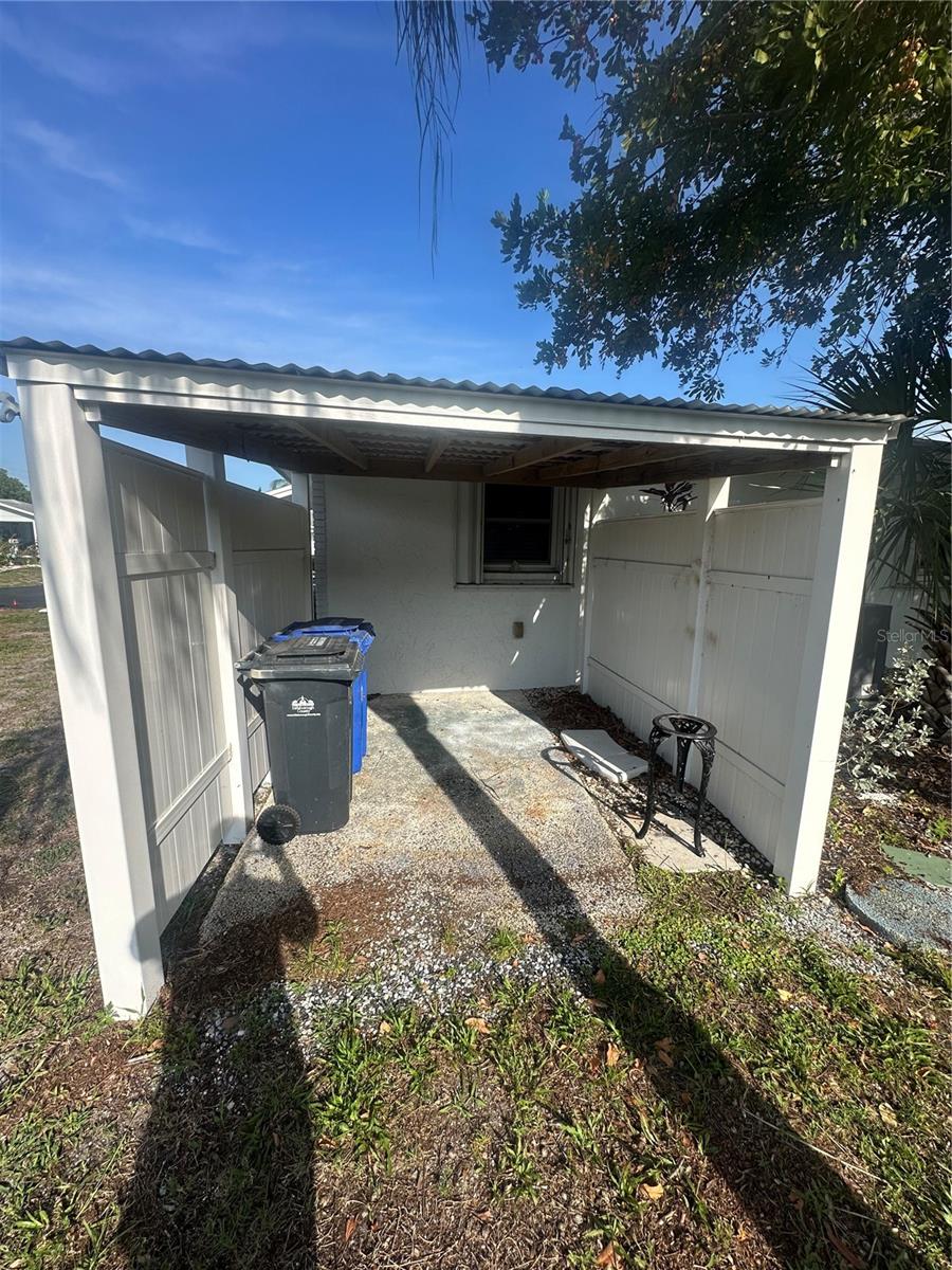 Image 24 of 27 For 708 Rutgers Place