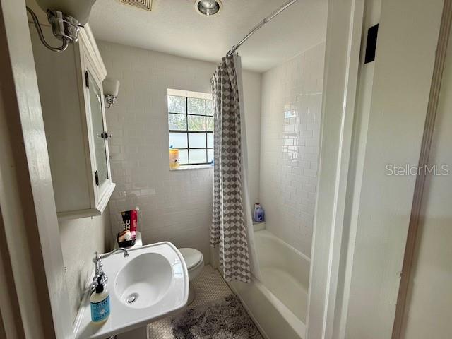 Image 8 of 15 For 210 22nd Avenue Ne 2