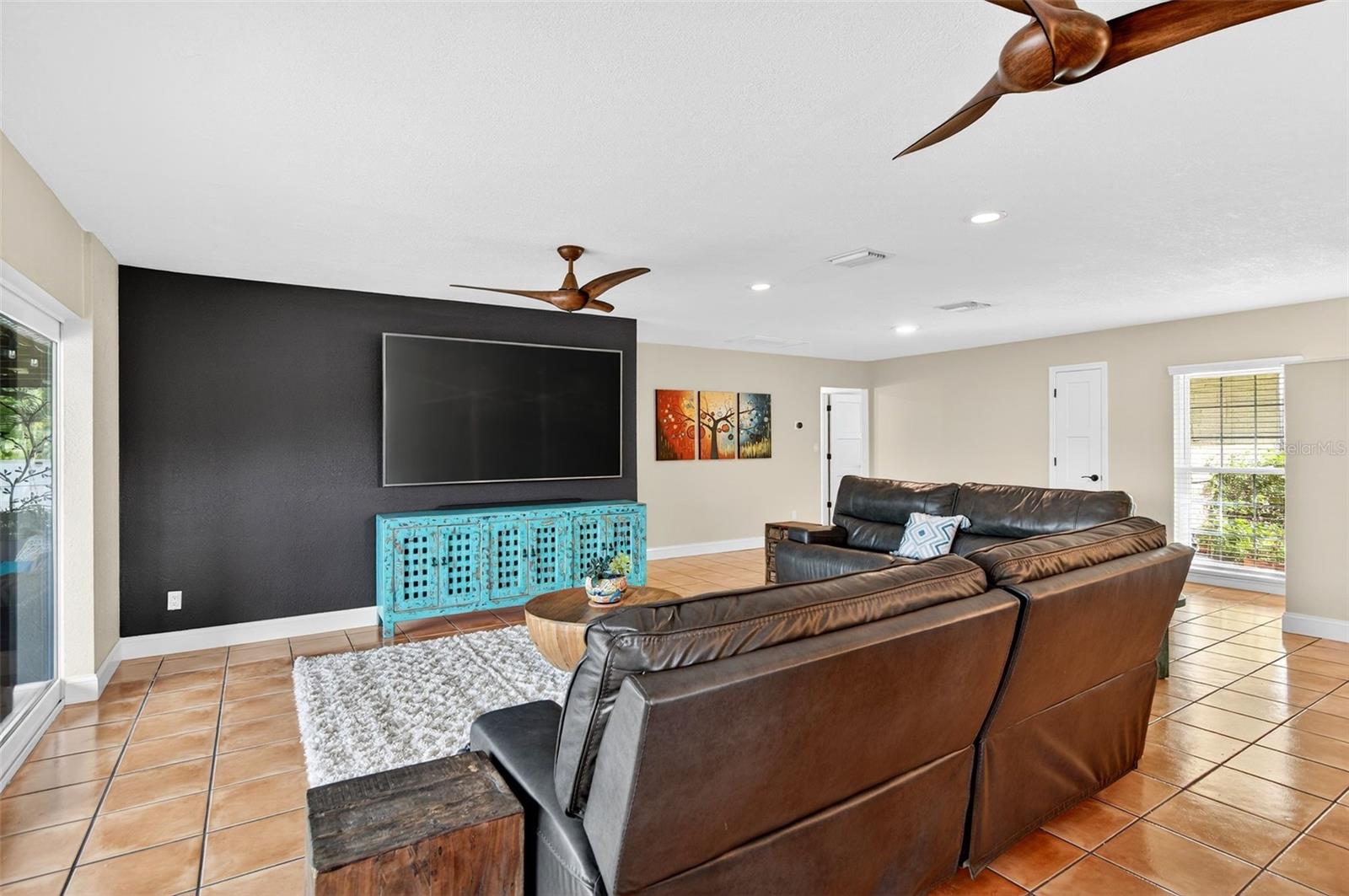 Image 11 of 62 For 4624 Bay Crest Drive