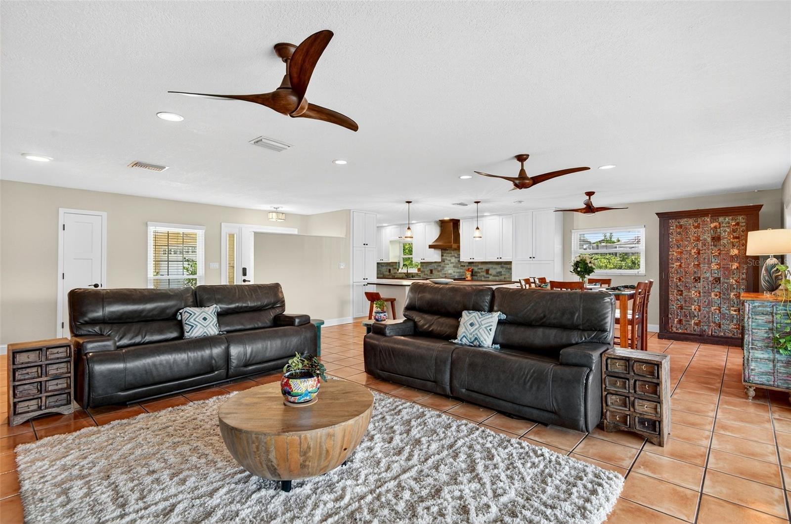 Image 12 of 62 For 4624 Bay Crest Drive