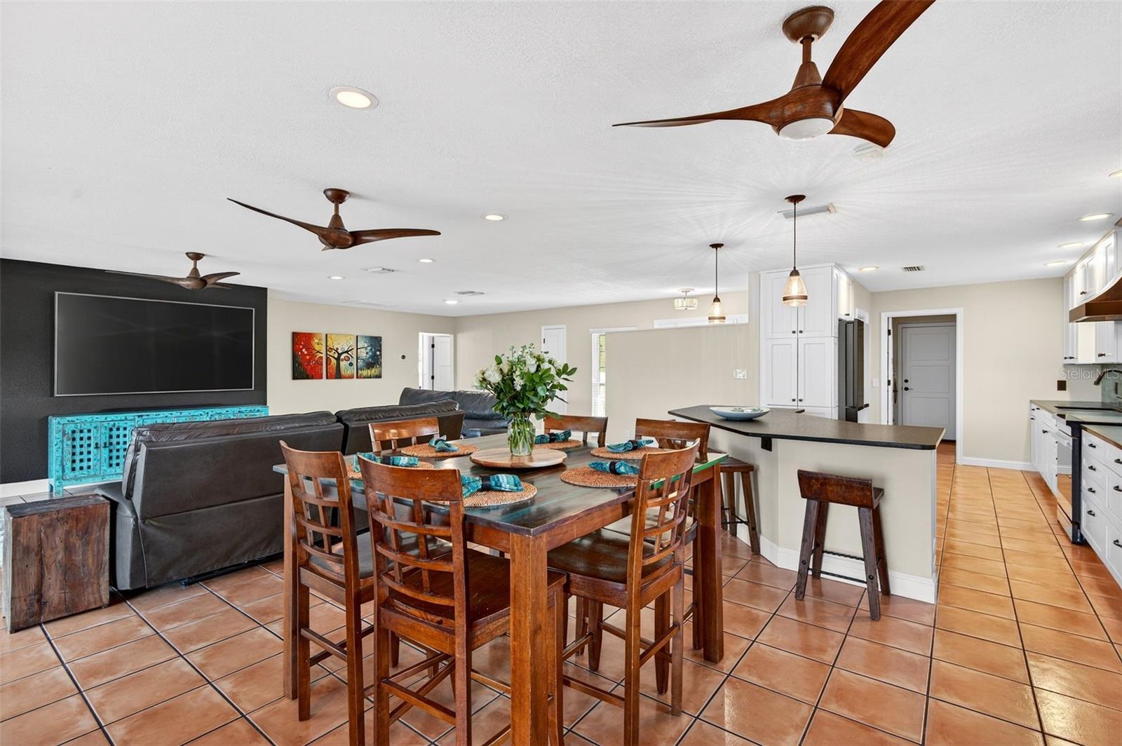 Image 15 of 62 For 4624 Bay Crest Drive