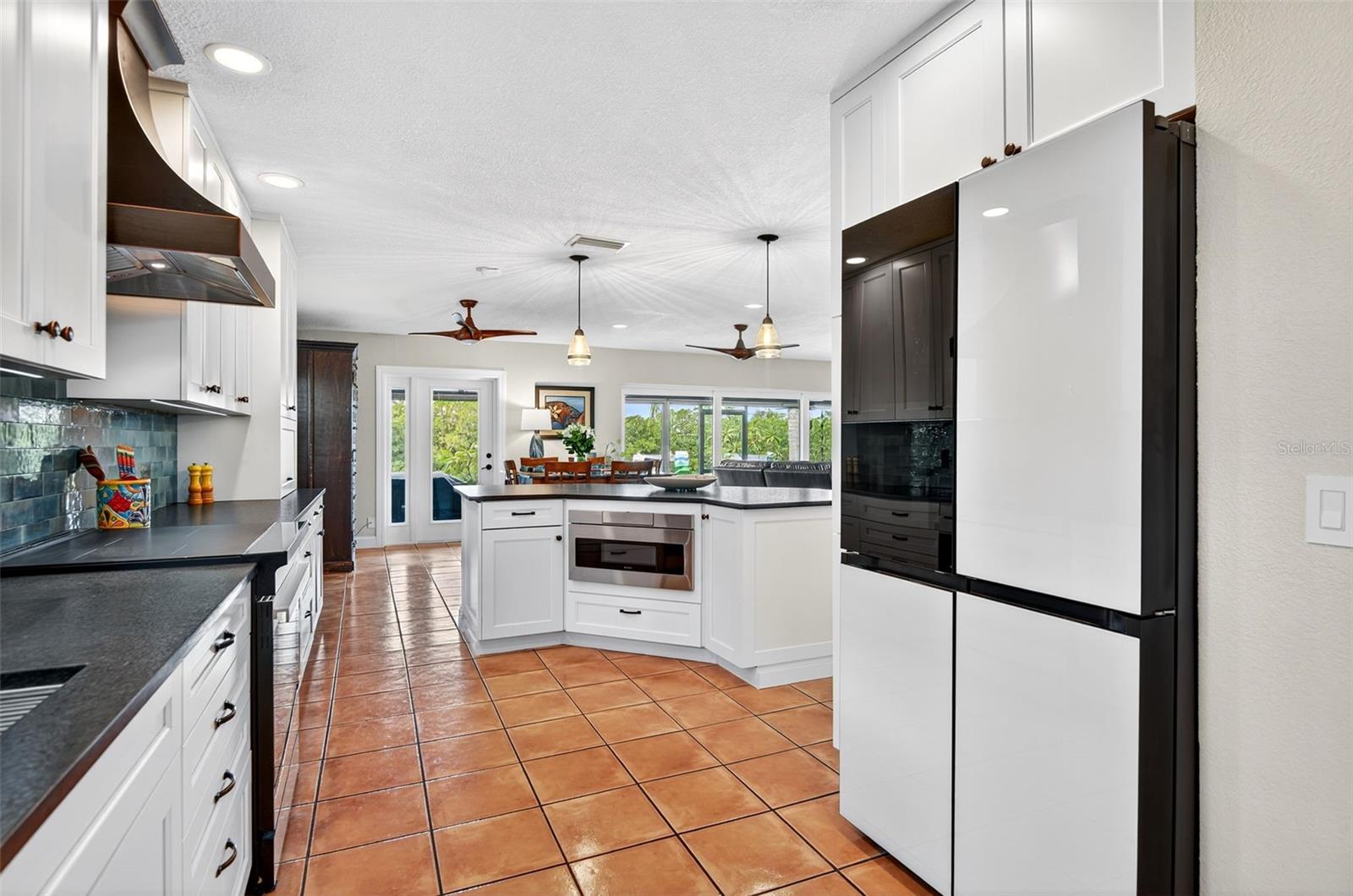 Image 20 of 62 For 4624 Bay Crest Drive