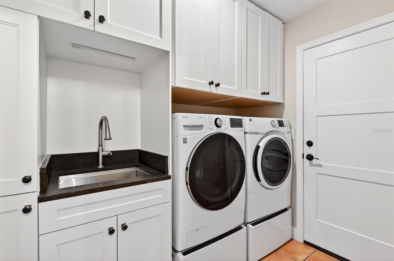 Image 26 of 62 For 4624 Bay Crest Drive