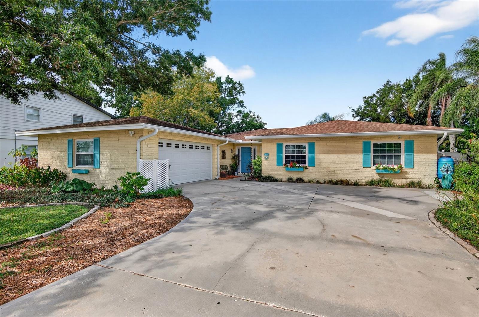 Image 3 of 62 For 4624 Bay Crest Drive