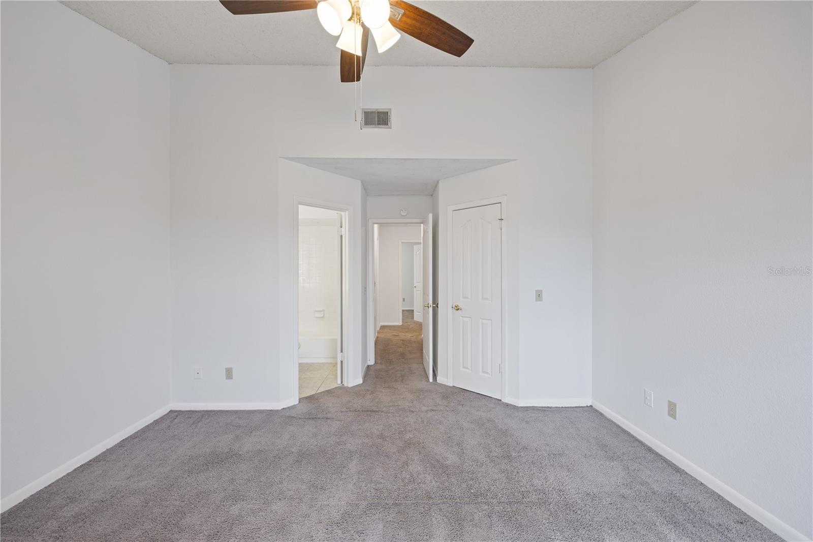 Image 20 of 35 For 11305 Grandville Drive