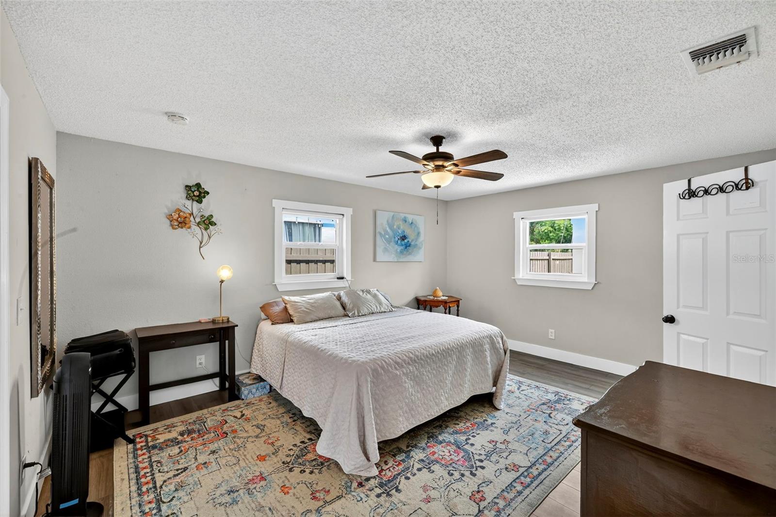Image 13 of 39 For 1324 40th Street S
