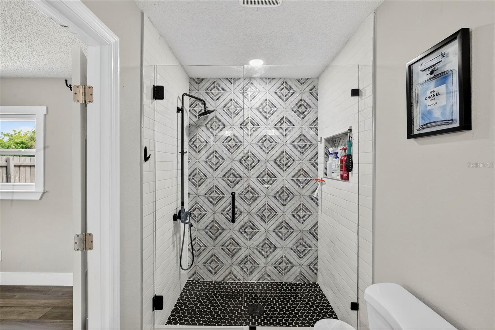 Image 19 of 39 For 1324 40th Street S