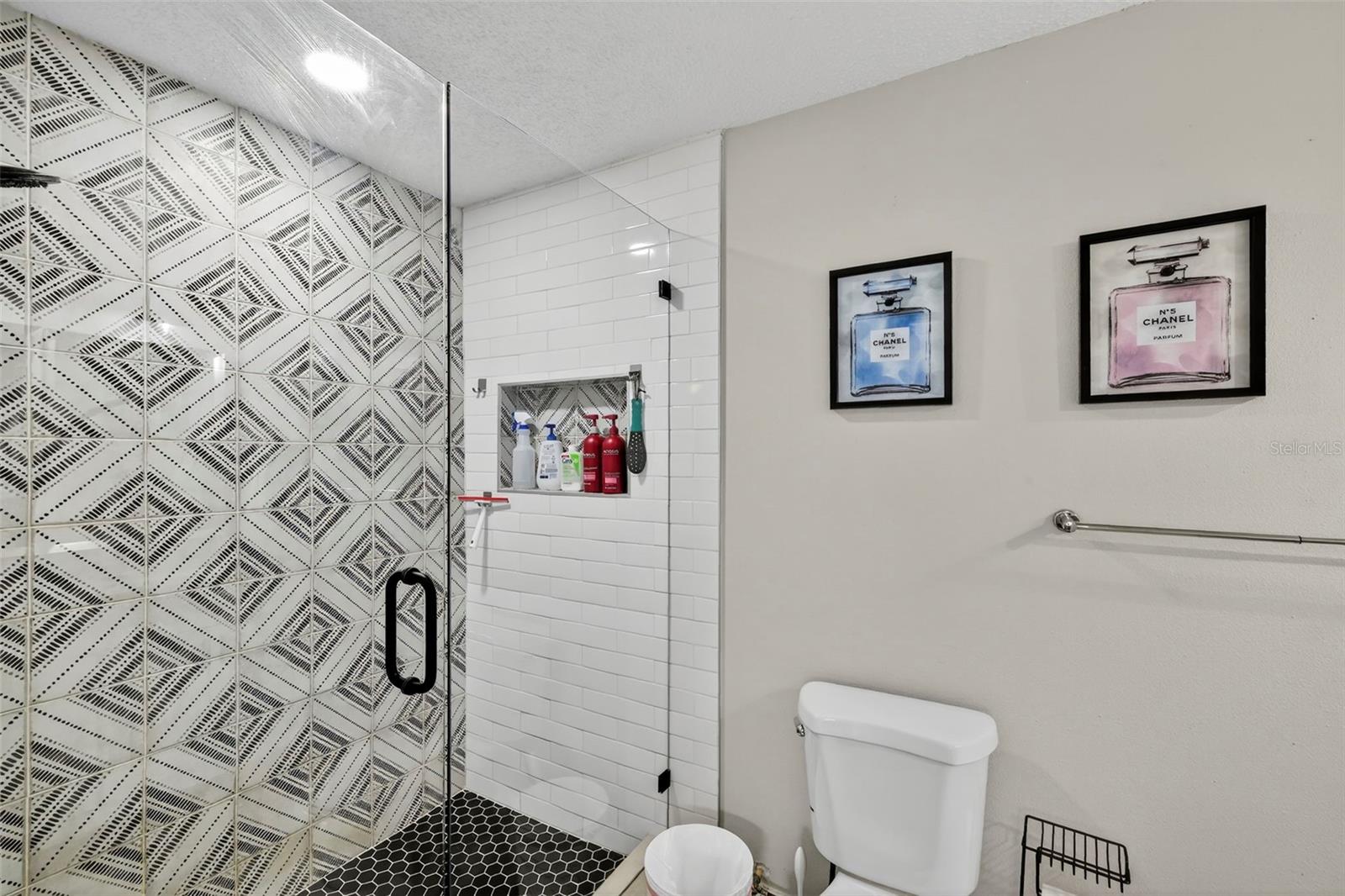 Image 20 of 39 For 1324 40th Street S