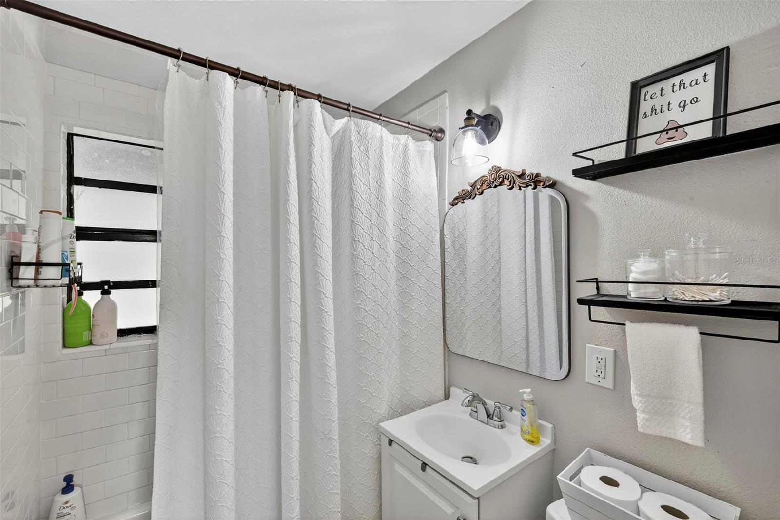 Image 24 of 39 For 1324 40th Street S