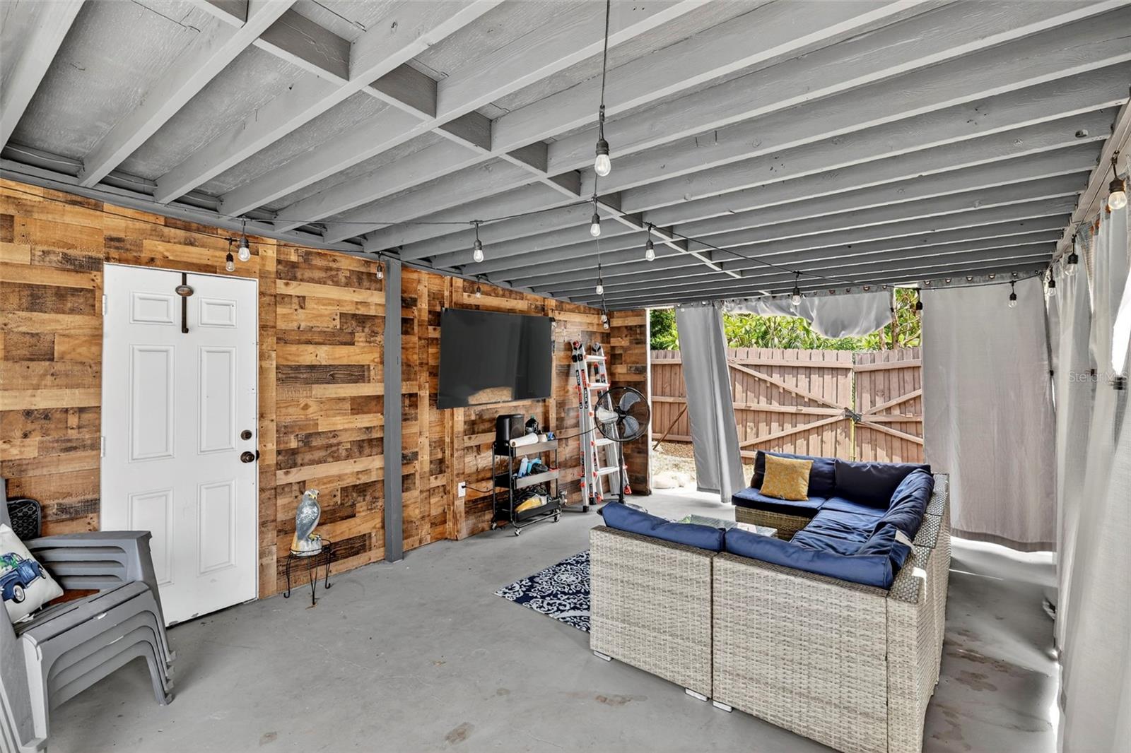 Image 32 of 39 For 1324 40th Street S