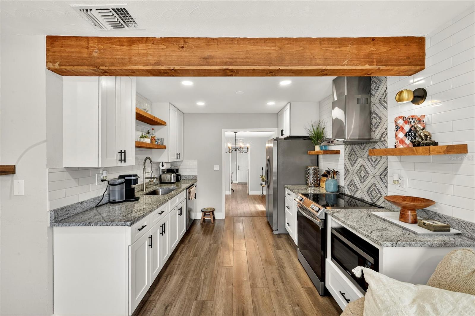 Image 8 of 39 For 1324 40th Street S