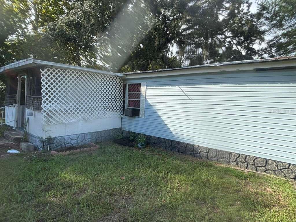 Image 4 of 23 For 6195 Cardinal Street