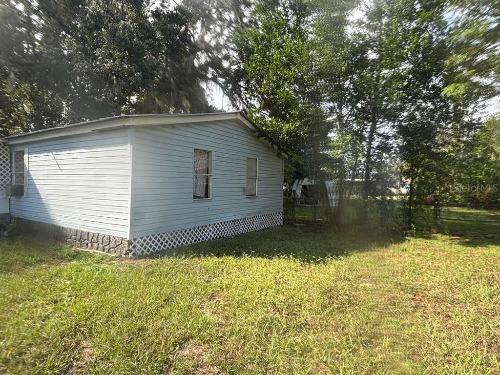 Image 6 of 23 For 6195 Cardinal Street