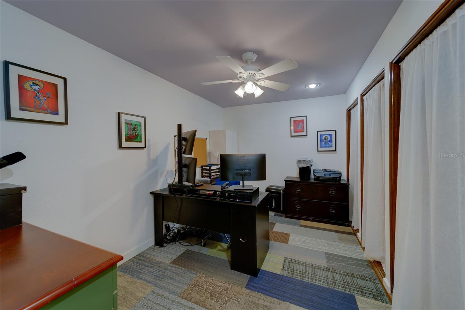 Image 43 of 86 For 214 Sheffield Circle E