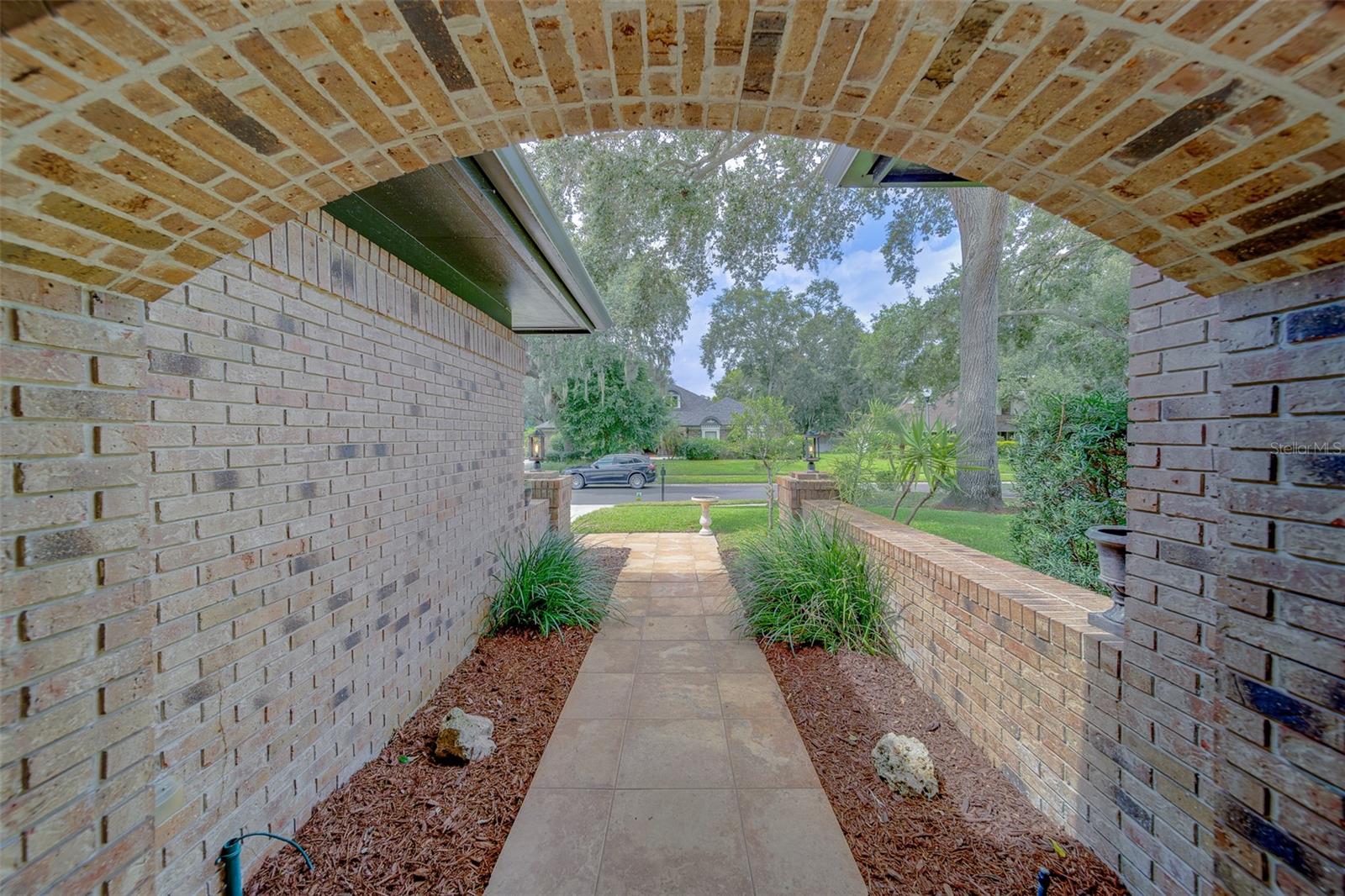 Image 6 of 86 For 214 Sheffield Circle E