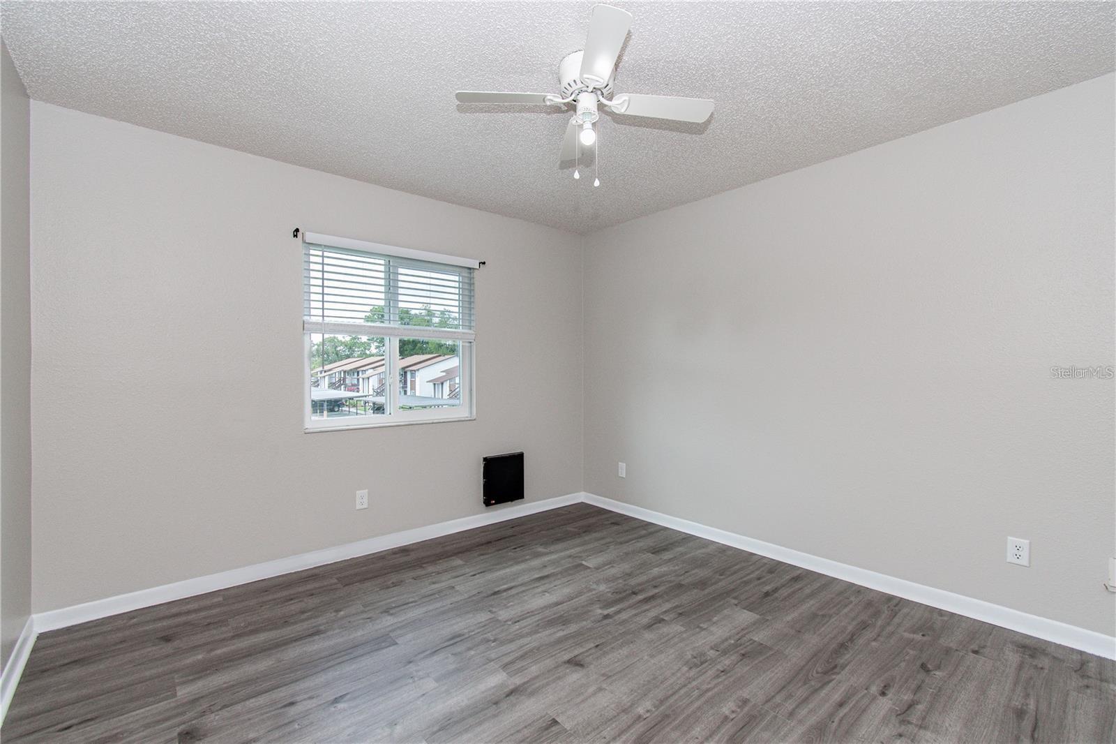 Image 17 of 37 For 39132 County Road 54  2258