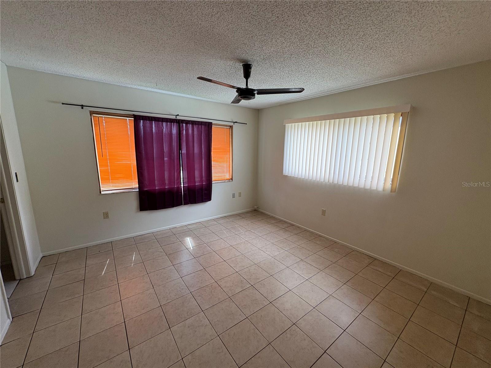 Listing photo id 10 for 6259 108th Avenue N
