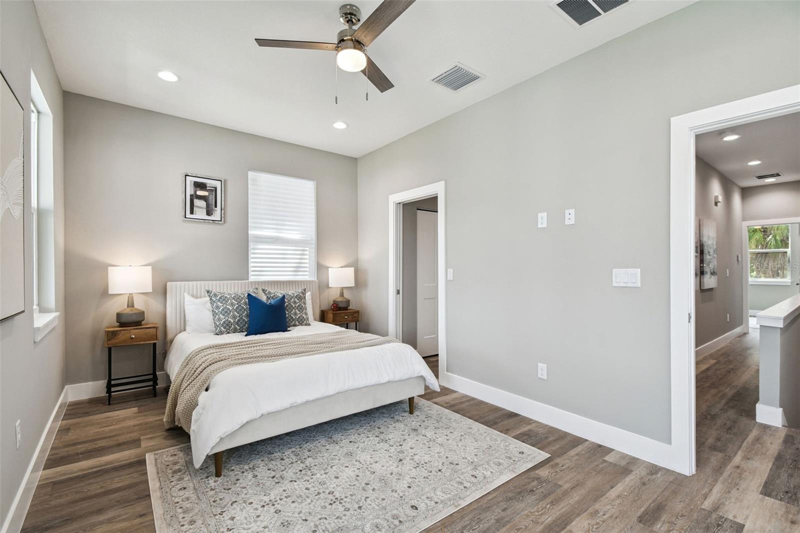 Image 21 of 45 For 2308 13th Street