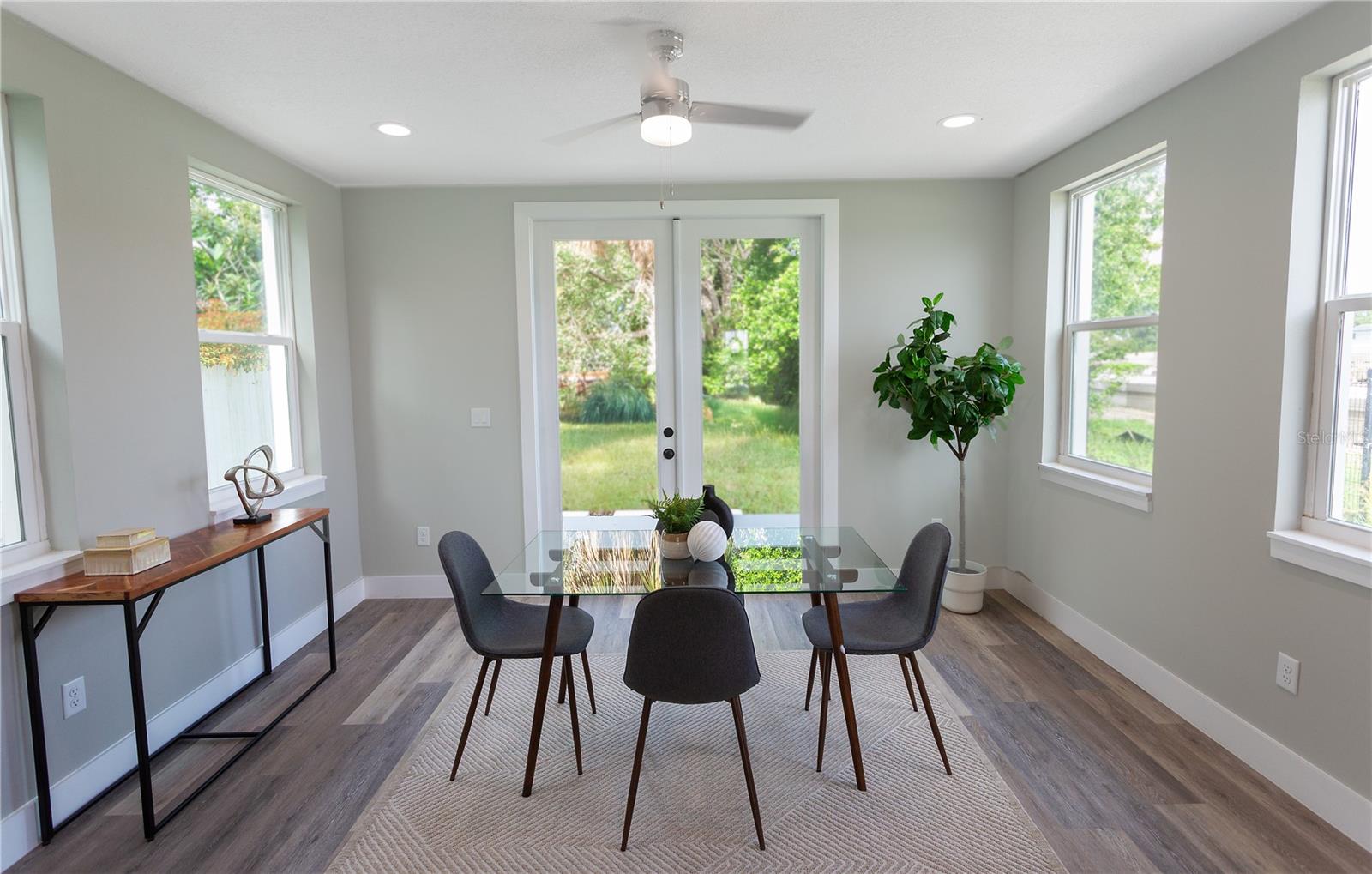 Image 7 of 19 For 2308 13th Street