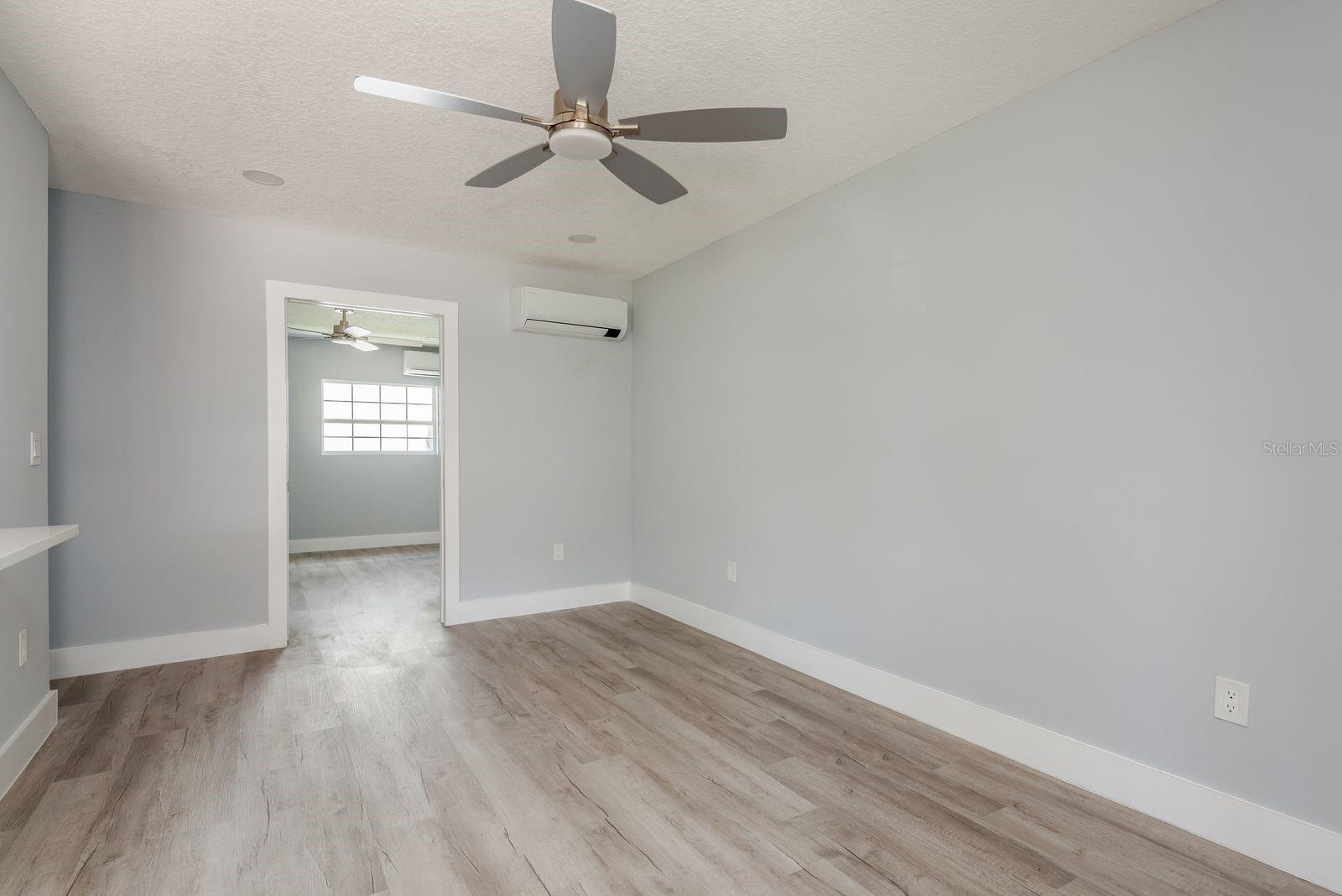 Image 5 of 34 For 14225 Palm Street 3