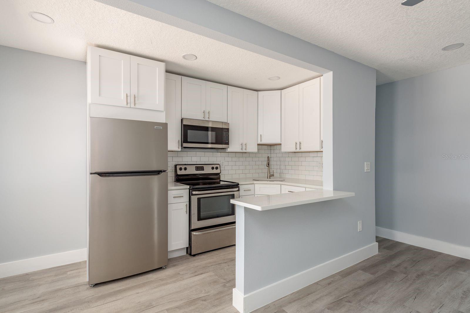 Image 8 of 34 For 14225 Palm Street 3