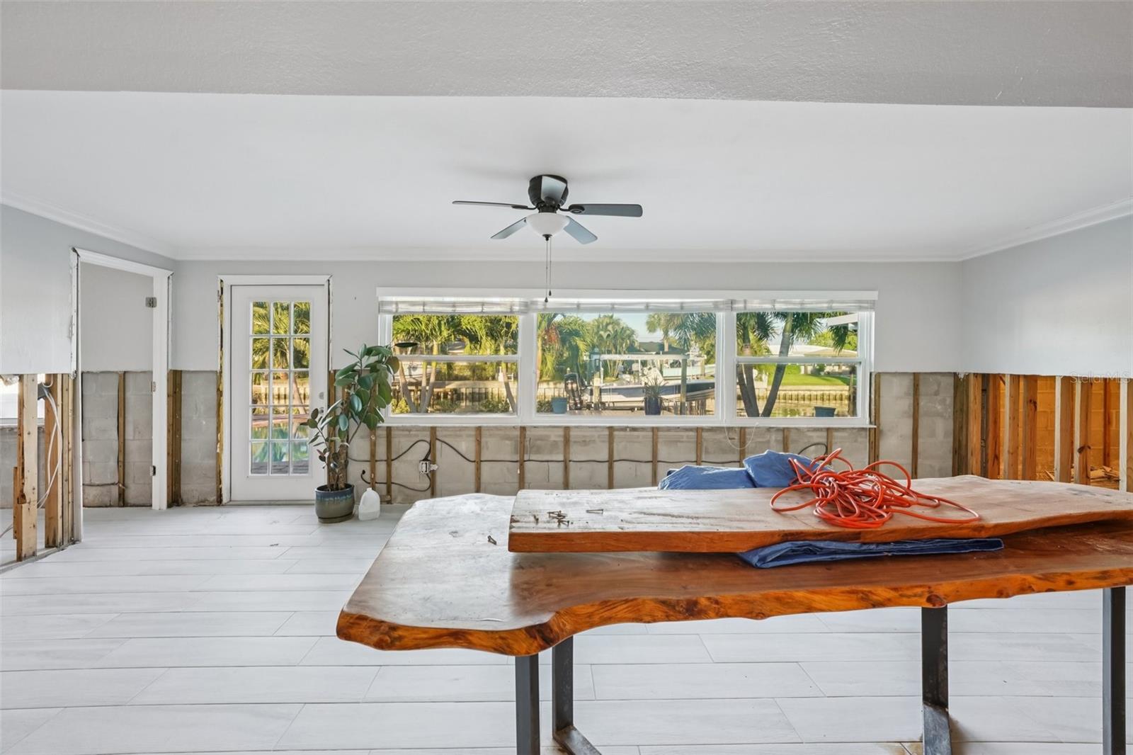 Image 13 of 33 For 3956 Shore Acres Boulevard Ne