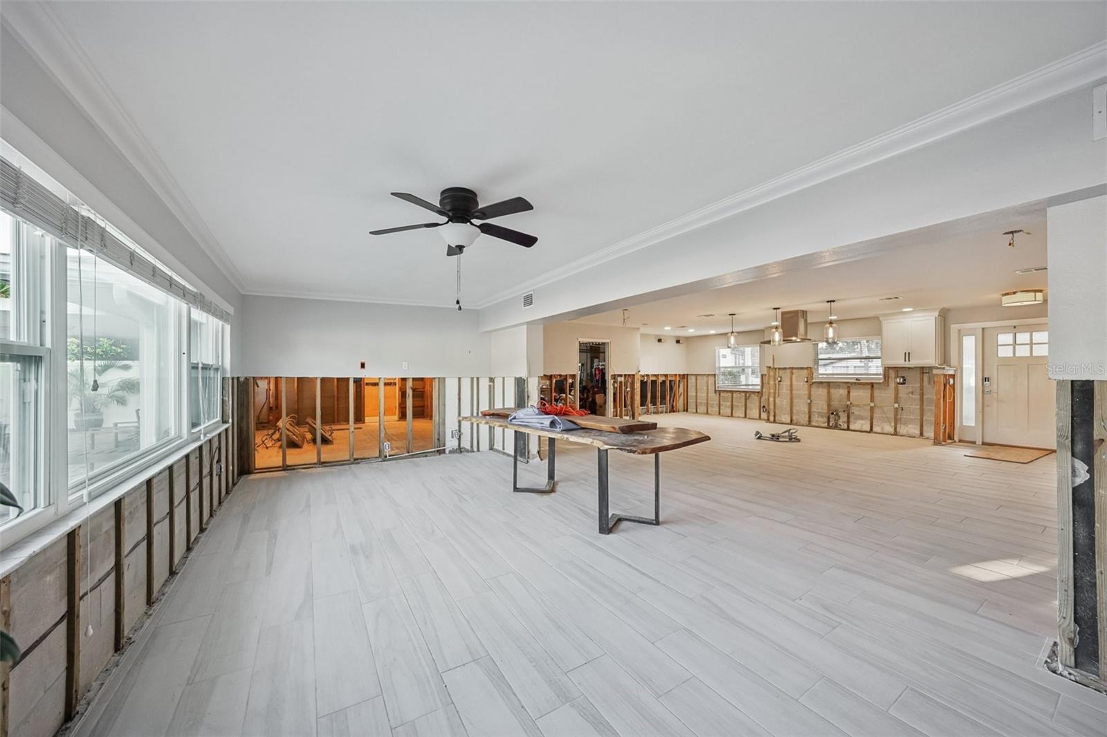 Image 14 of 33 For 3956 Shore Acres Boulevard Ne