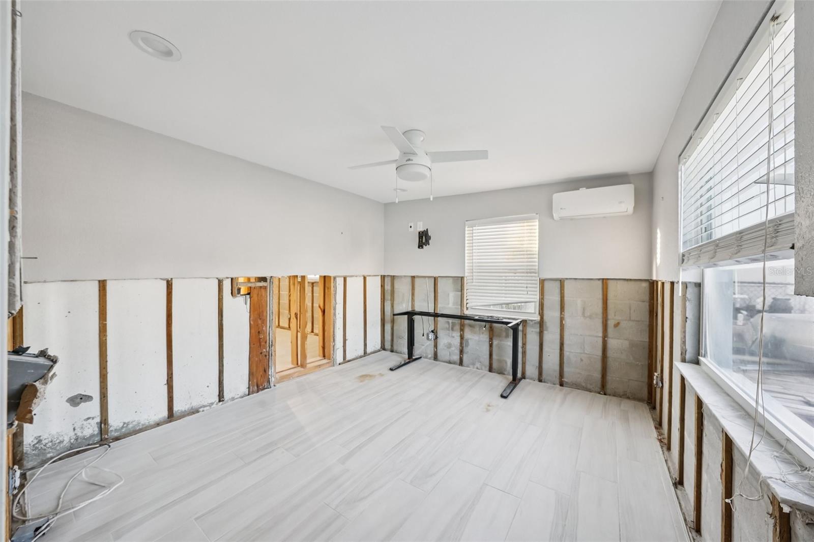 Image 16 of 33 For 3956 Shore Acres Boulevard Ne