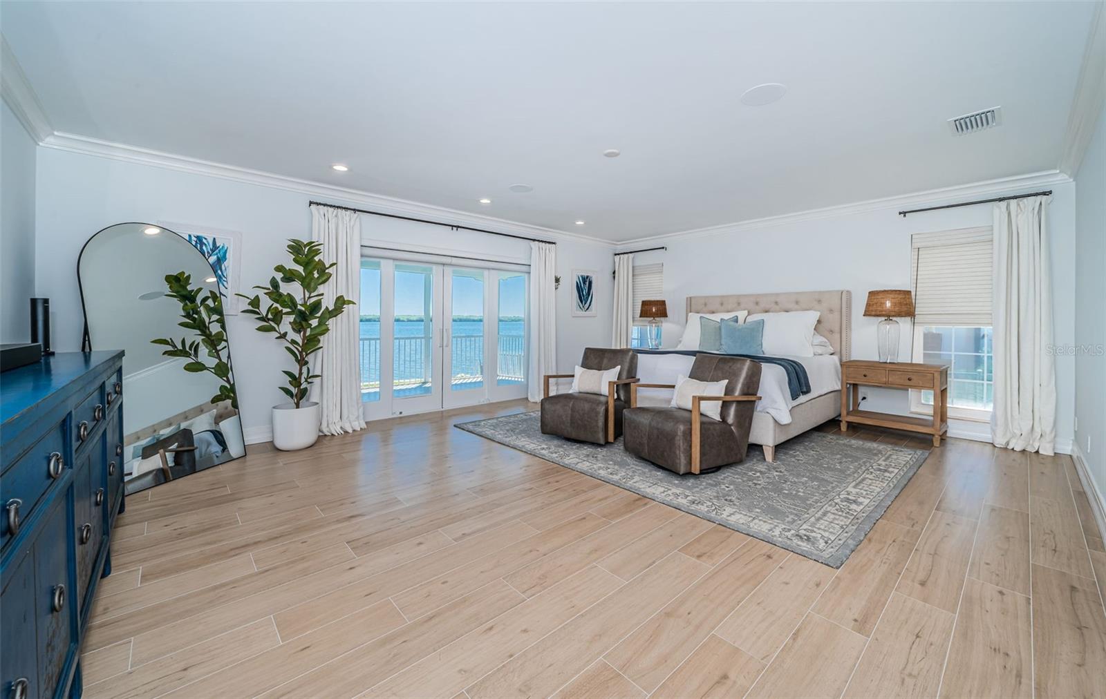 Image 41 of 76 For 4916 62nd Avenue S