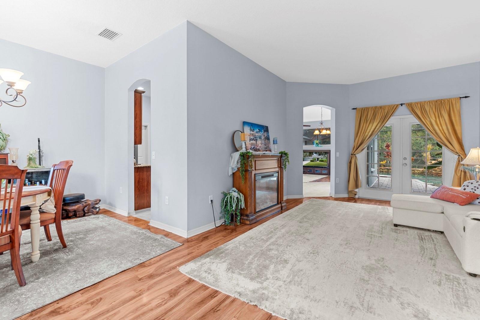 Image 17 of 58 For 12251 Creek Edge Drive