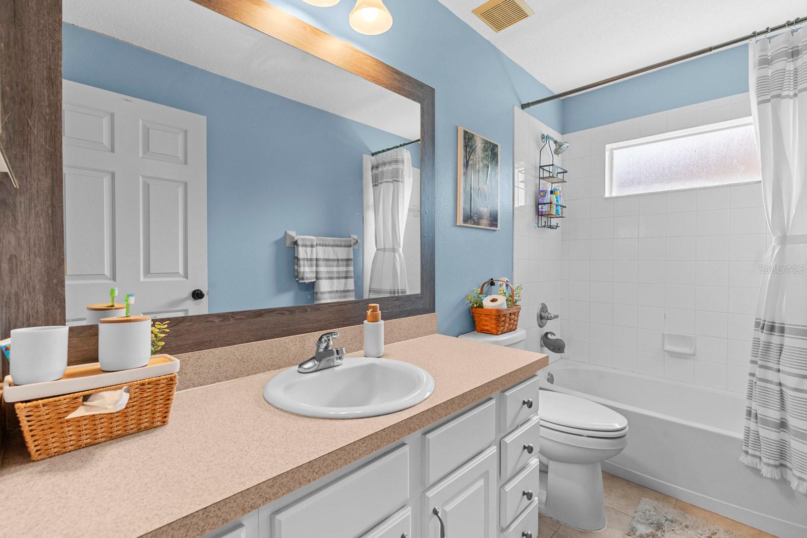 Image 39 of 58 For 12251 Creek Edge Drive
