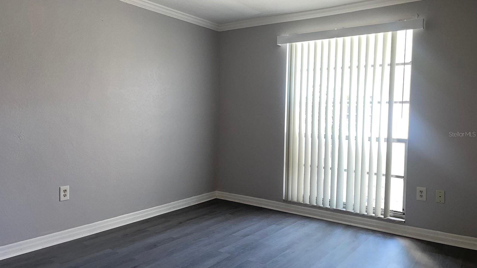 Image 11 of 58 For 4211 Sheldon Place 4211