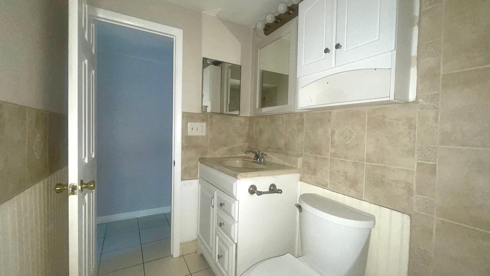 Image 15 of 58 For 4211 Sheldon Place 4211