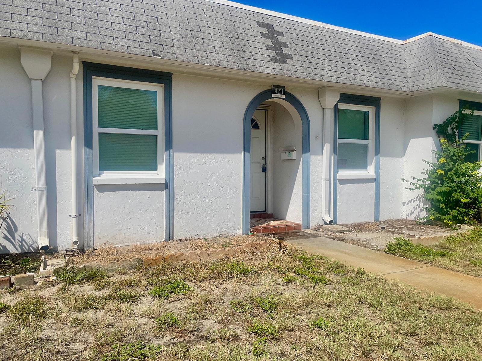 Image 21 of 58 For 4211 Sheldon Place 4211
