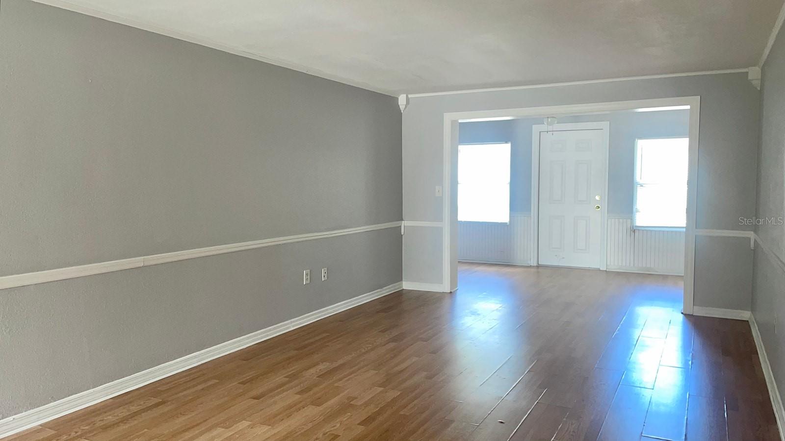 Image 4 of 58 For 4211 Sheldon Place 4211
