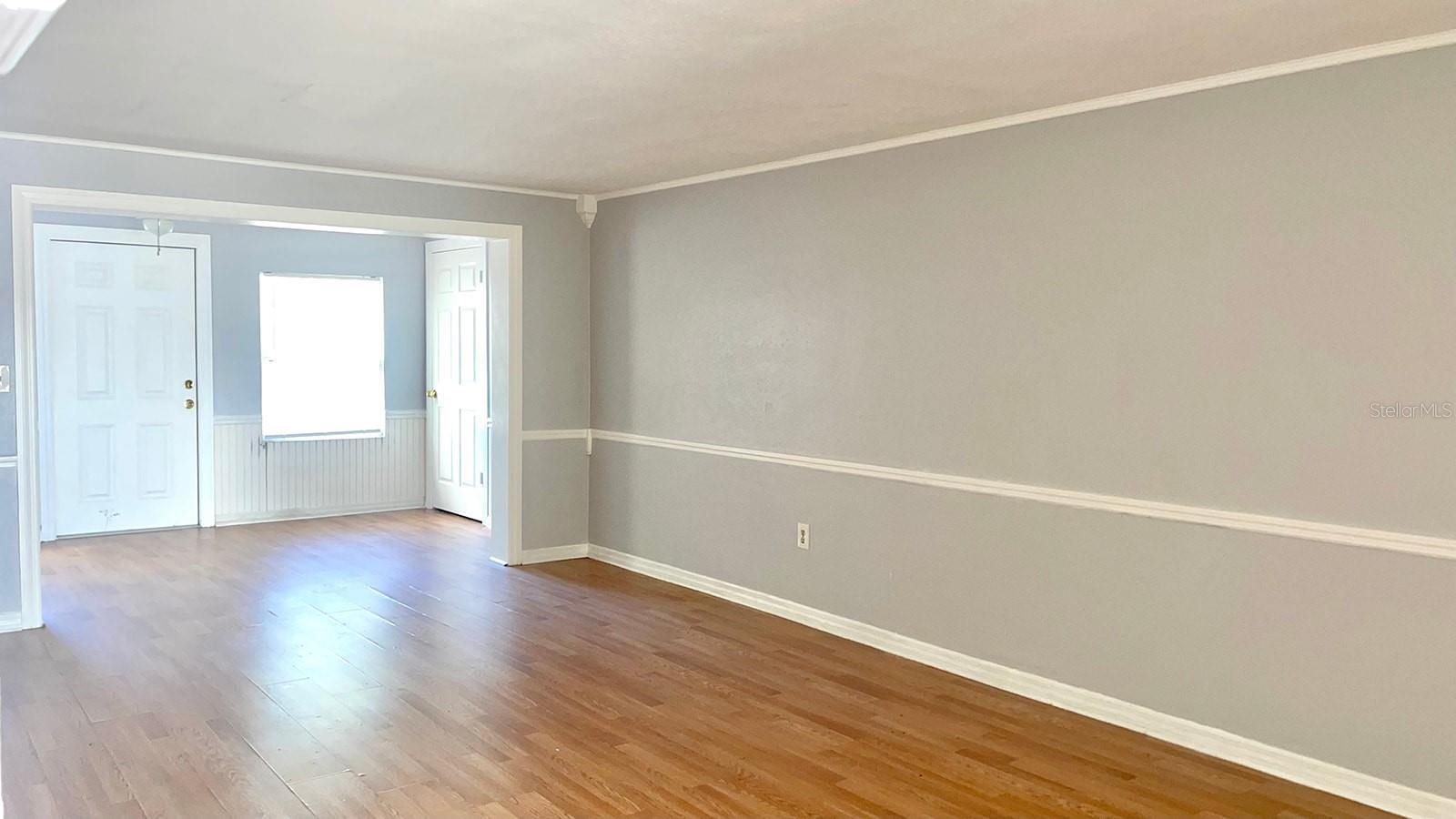 Image 5 of 58 For 4211 Sheldon Place 4211