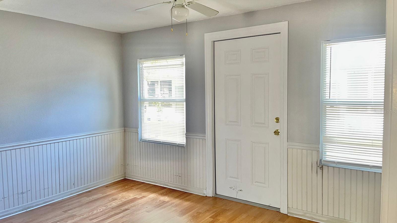 Image 7 of 58 For 4211 Sheldon Place 4211