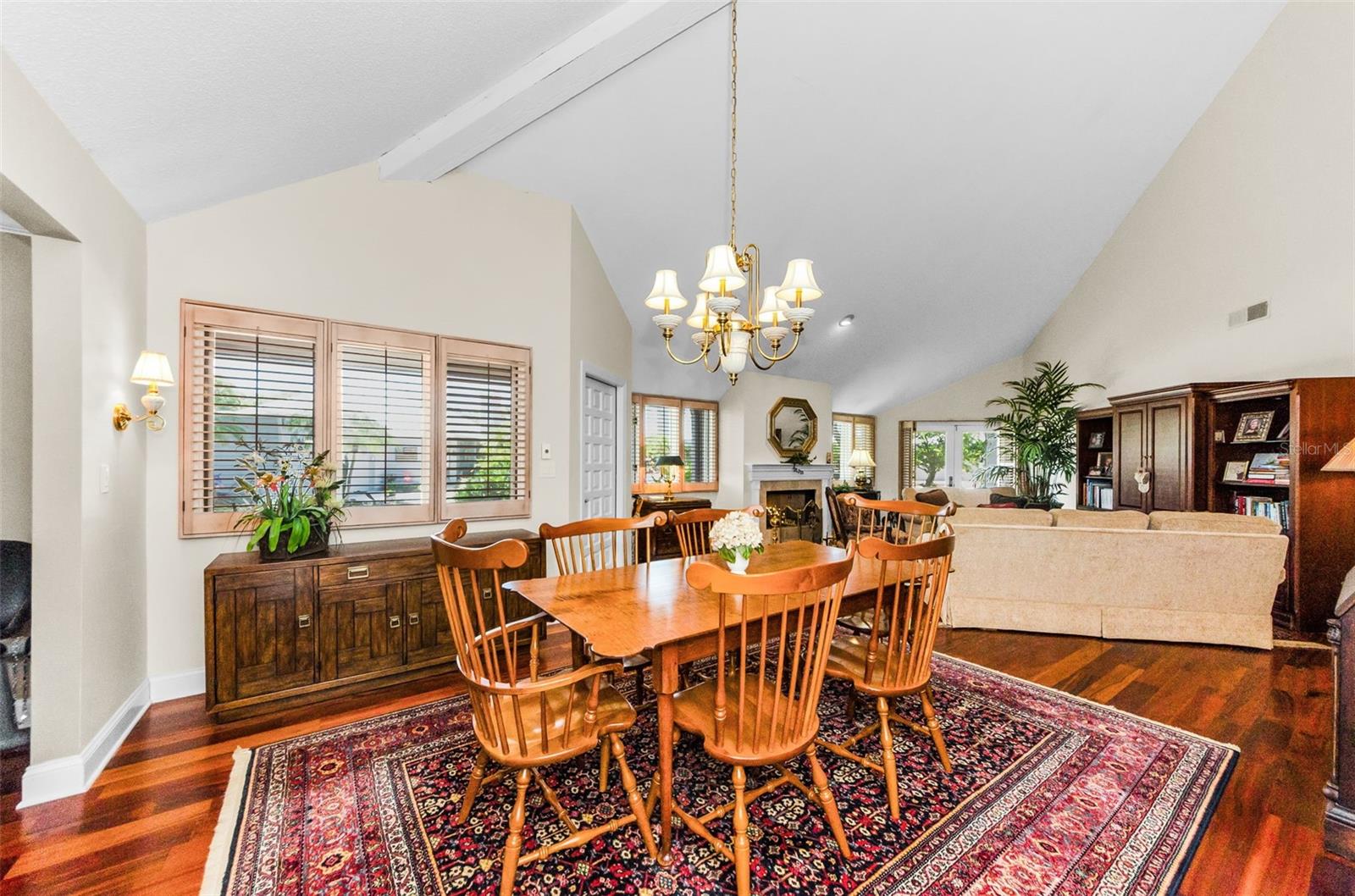 Image 10 of 56 For 10425 Longwood Drive