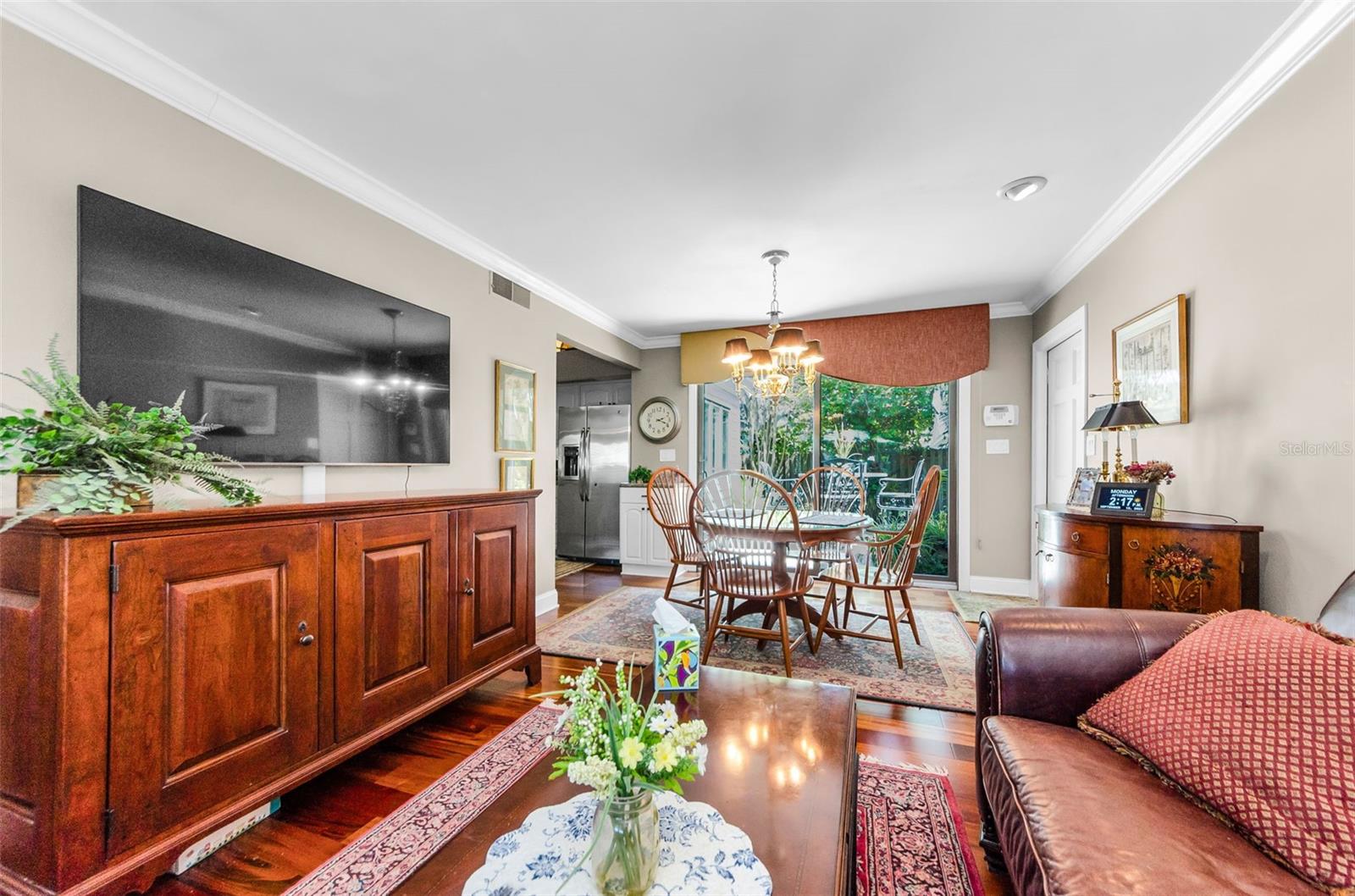 Image 13 of 56 For 10425 Longwood Drive